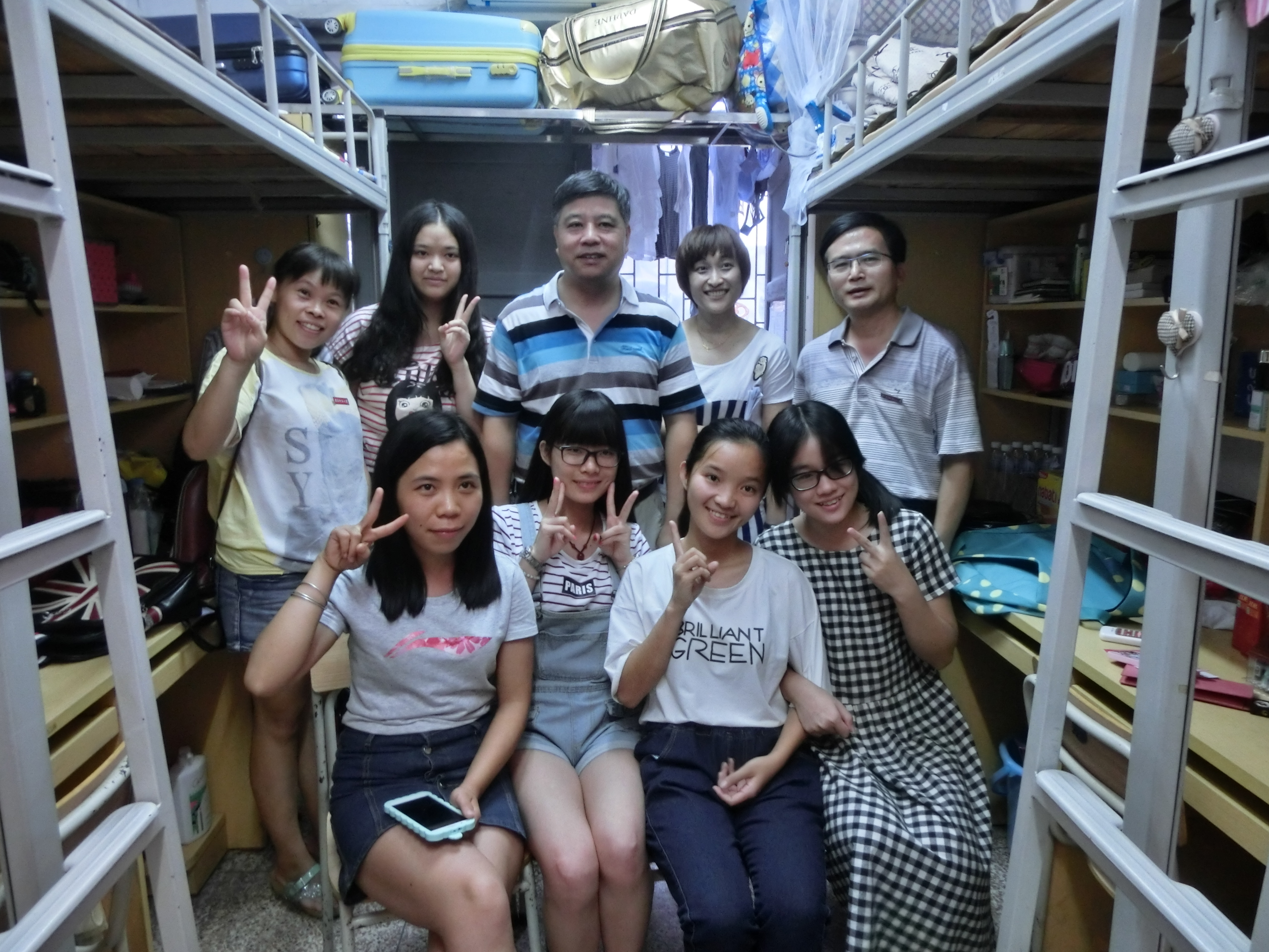 教科院积极践行“谋事要实” 举行系列迎新活动